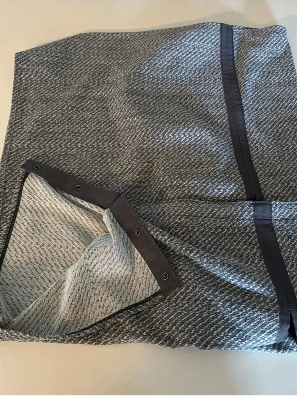 Lululemon Vinyasa Gray Wrap Scarf